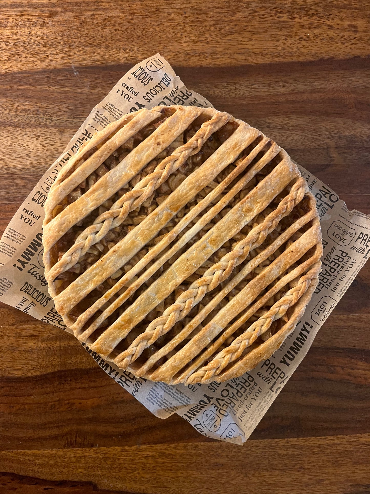 Classic Apple Pie - 8inch