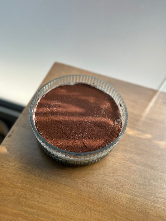 Festive Glass Gift Box – Handcrafted Tiramisu Cake (1kg)